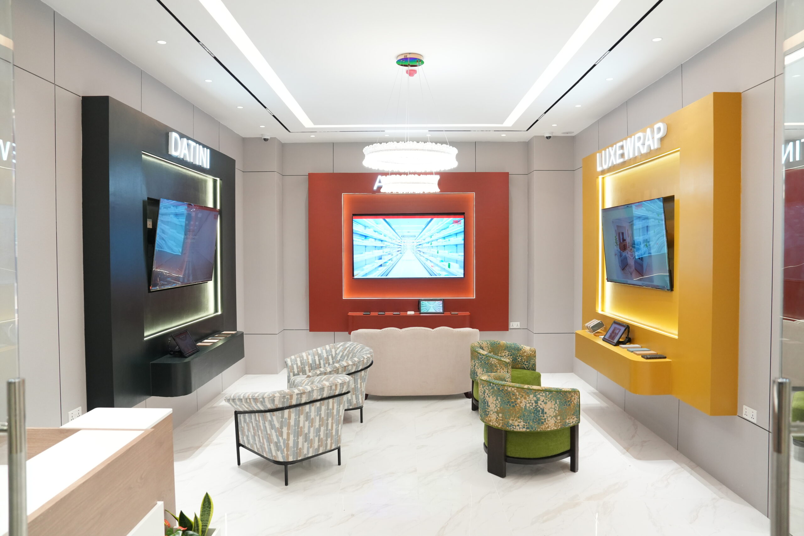 Ashut Experience Store interior